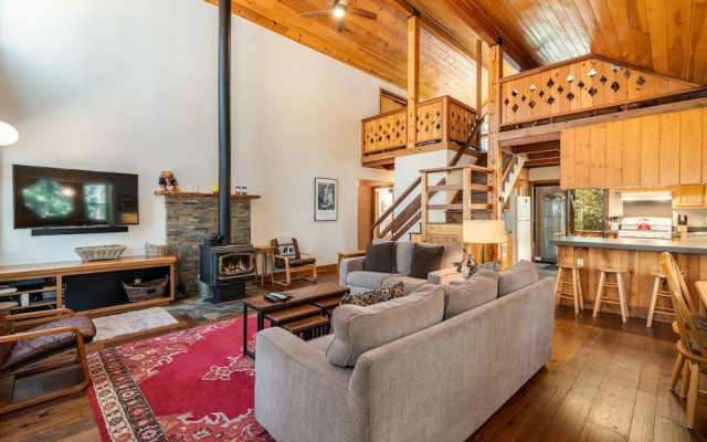 photo 4 of Creekside Cabin on St Bernard by Tahoe Mountain Properties