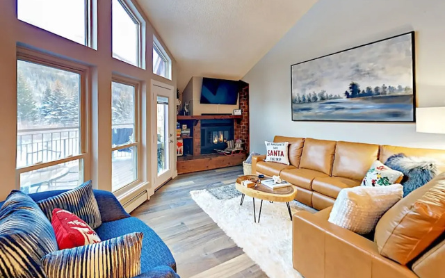 photo 3 of Creekside Gem #E-2 - 4 Br Townhouse