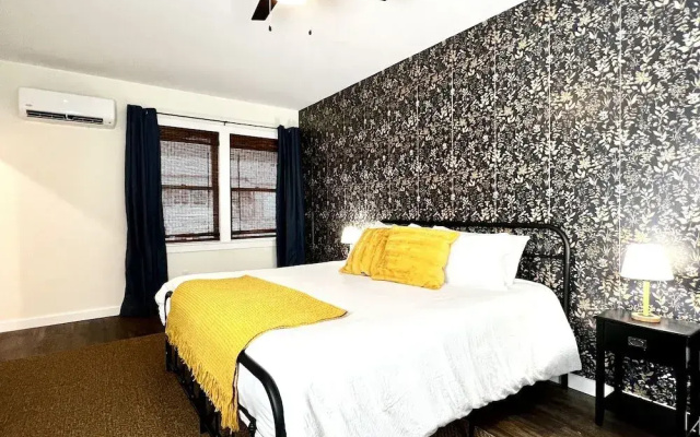photo 4 of Creekside Suites