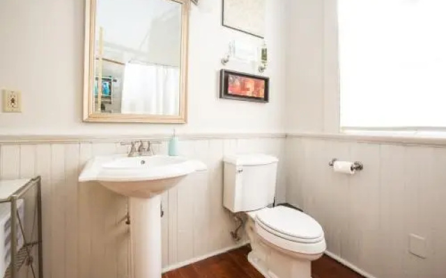 photo 4 of Creole Cottage Uptown