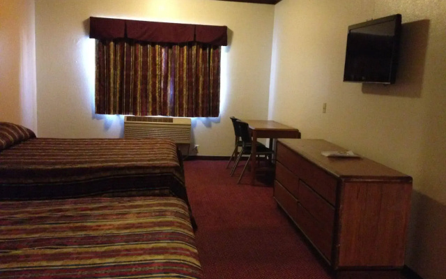 photo 5 of Crescent Inn
