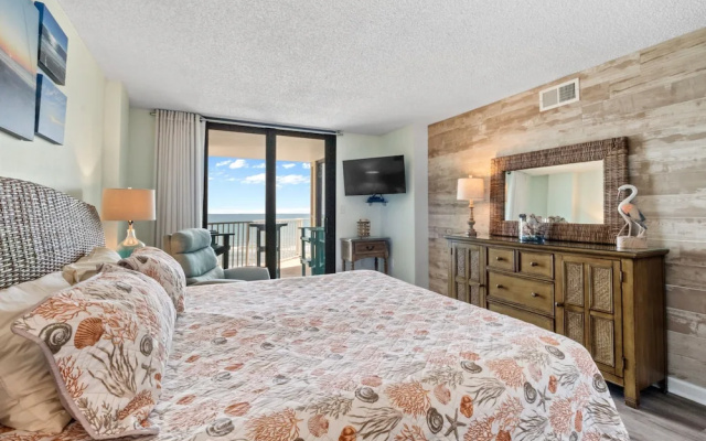 photo 4 of Crescent Sands In Windy Hill D6 3 Bedroom Condo by RedAwning
