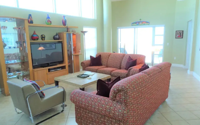 photo 3 of Crescent Siesta Key - 503 3 Bedrooms 2 Bathrooms Condo