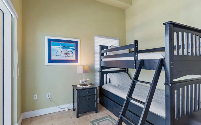 photo 4 of Crescent Siesta Key Charmer 3 Bedroom Condo by RedAwning