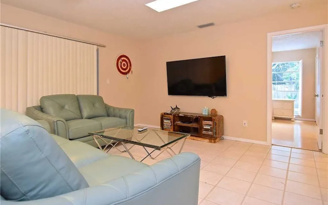 photo 3 of Crescent Street Manor - Three Bedroom Home