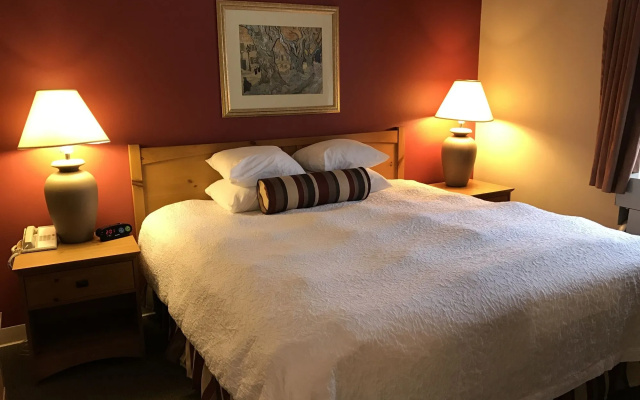 photo 3 of CrestHill Suites SUNY University Albany