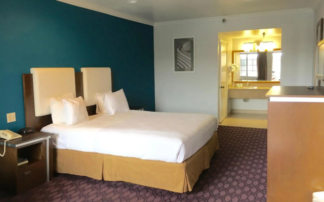 photo 3 of Hotel Pacific Manhattan Beach