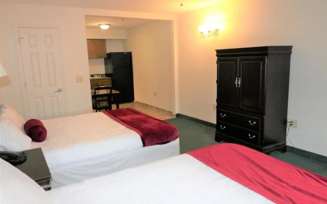 photo 3 of Crimson Inn