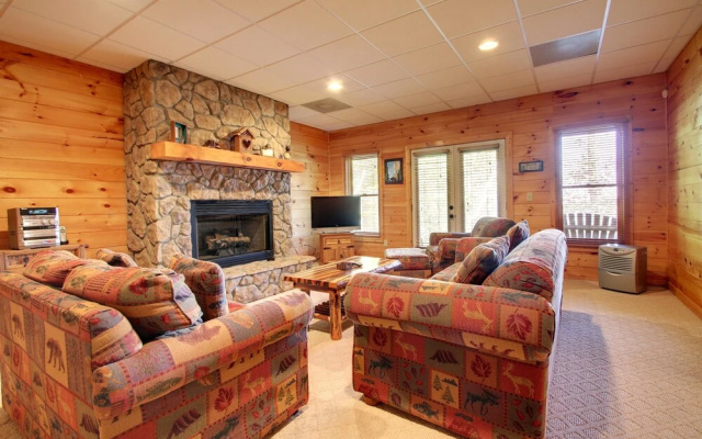 photo 2 of Crockett Mountain Lodge Nevaeh Cabin Rentals