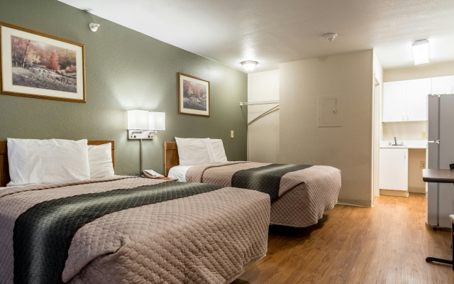 photo 4 of HomeTowne Studios by Red Roof Denver - Lakewood West