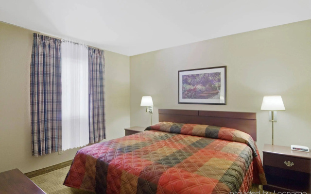 photo 3 of Siegel Suites Boulder III