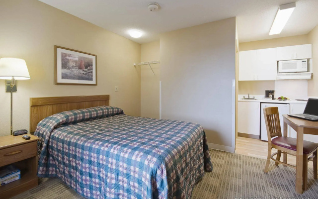 photo 5 of Studio 51 Extended Stay Hotel