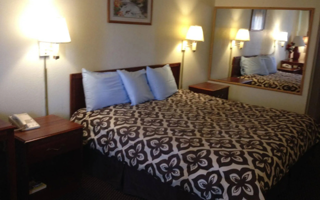 photo 4 of Crown Inn