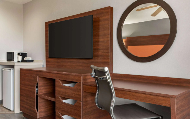 photo 5 of Travelodge by Wyndham Depoe Bay