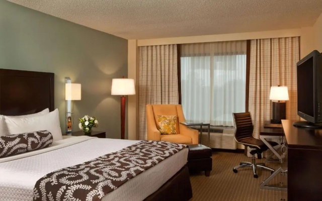 photo 3 of Sonesta Atlanta Airport North