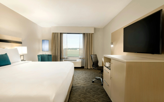 photo 4 of Holiday Inn Bloomington - Normal by IHG