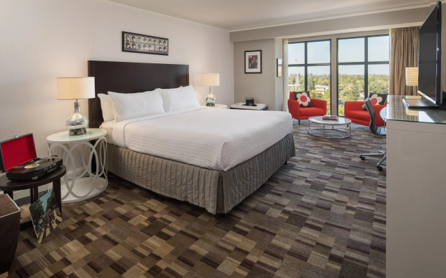 photo 5 of Crowne Plaza Cabana, Palo Alto by IHG