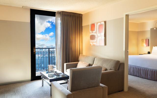 photo 4 of Crowne Plaza Chicago West Loop by IHG