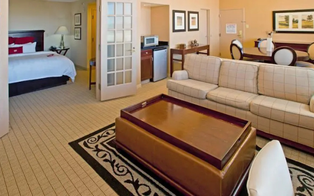 photo 3 of Ramada Plaza Cincinnati North