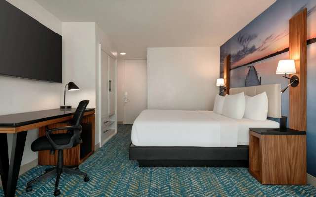 photo 4 of Fort Pontchartrain Detroit, a Wyndham Hotel