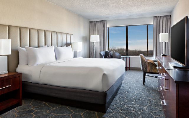 photo 4 of DoubleTree by Hilton Fairfield Hotel & Suites