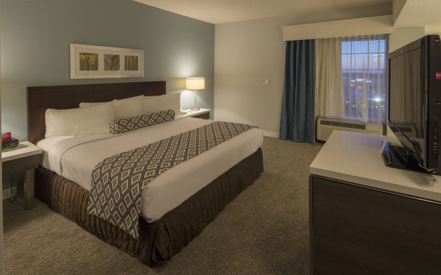 photo 5 of Crowne Plaza Suites Pittsburgh South by IHG