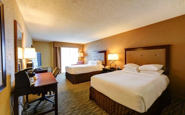 photo 5 of Crowne Plaza Jacksonville Airport