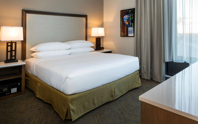 photo 4 of DoubleTree by Hilton Madison East