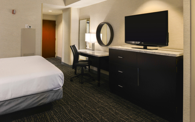 photo 5 of Crowne Plaza Springfield by IHG