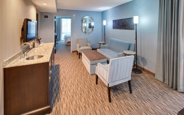 photo 5 of Crowne Plaza Lombard Downers Grove by IHG