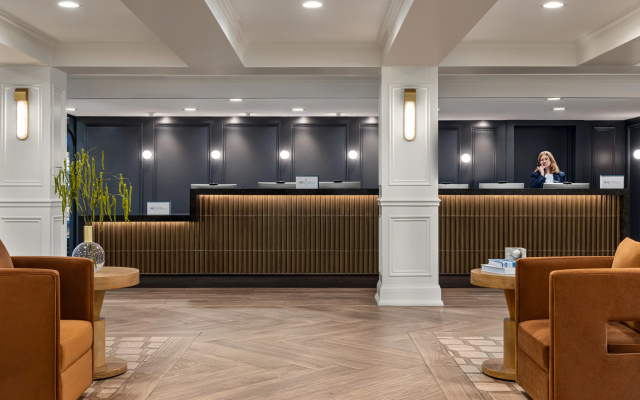 photo 2 of Crowne Plaza Louisville Airport Expo Ctr by IHG