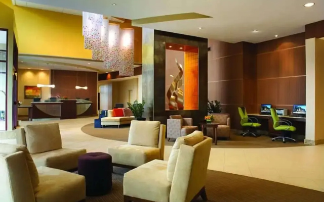 photo 2 of Crowne Plaza Milwaukee West