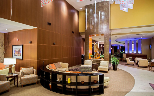 photo 2 of Sonesta Milwaukee West Wauwatosa