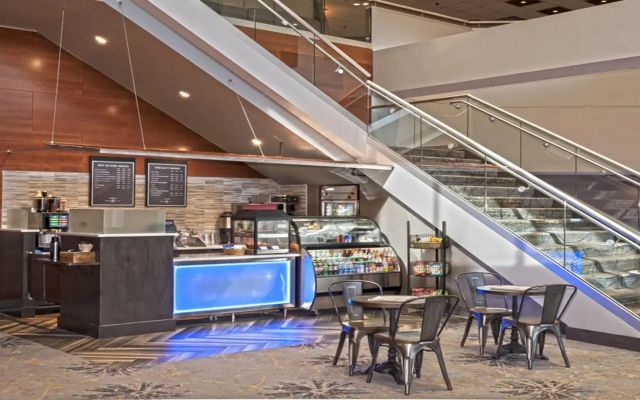 photo 2 of Crowne Plaza Suites MSP Airport - Mall of America by IHG