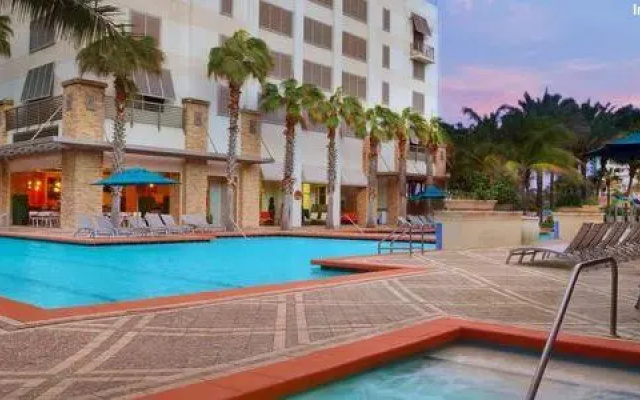 photo 2 of Crowne Plaza Oceanfront (closed Down)