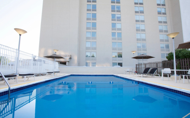 photo 5 of Crowne Plaza Pittsburgh Airport