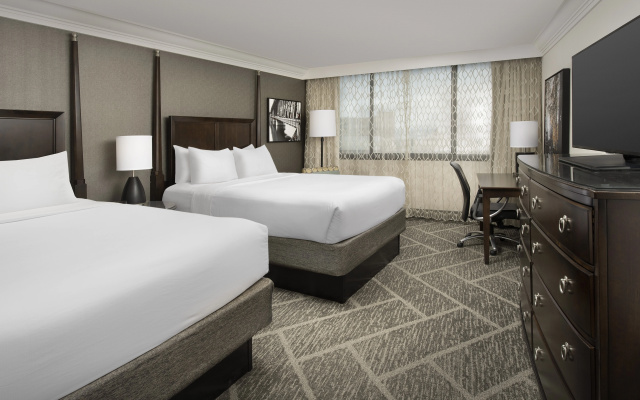 photo 4 of Crowne Plaza Portland Downtown Convention Center by IHG