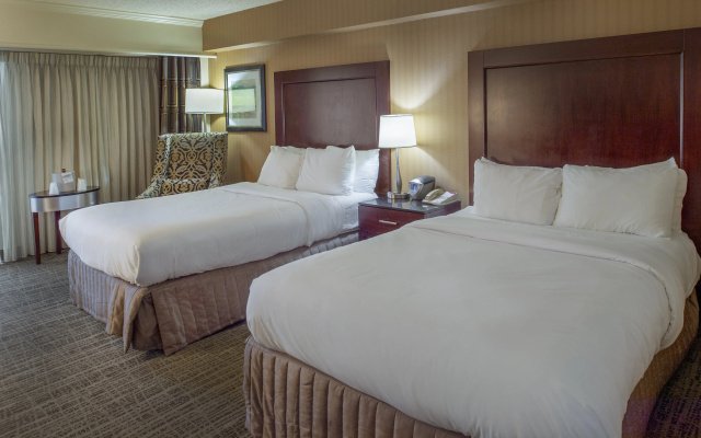 photo 4 of Crowne Plaza St. Louis Airport by IHG