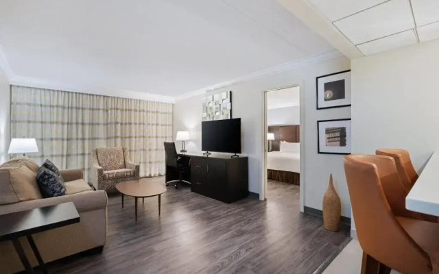 photo 5 of Crowne Plaza Suffern-Mahwah by IHG