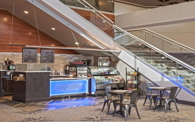 photo 2 of Crowne Plaza Suites MSP Airport - Mall of America