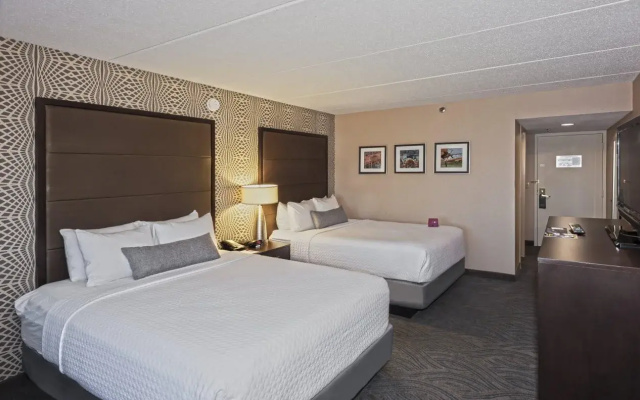 photo 5 of Crowne Plaza Suites MSP Airport - Mall of America