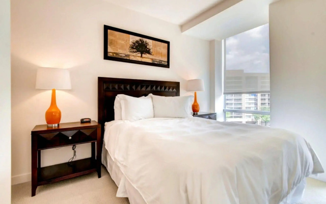 photo 2 of Global Luxury Suites at Crystal City