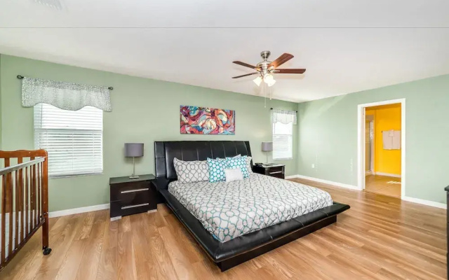 photo 3 of Shv1190ha - 7 Bedroom Villa In Crystal Cove, Sleeps Up To 18, Just 6 Miles To Disney