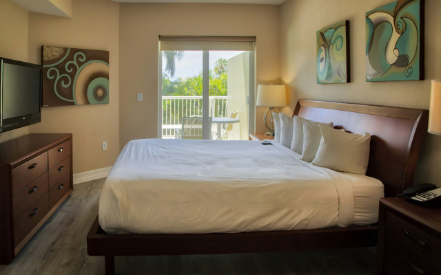 photo 3 of Crystal Palms Beach Resort