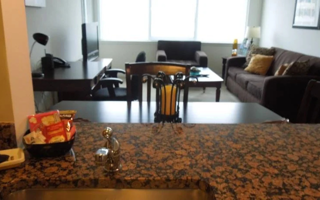photo 2 of Concord Crystal City by Executive Apartments