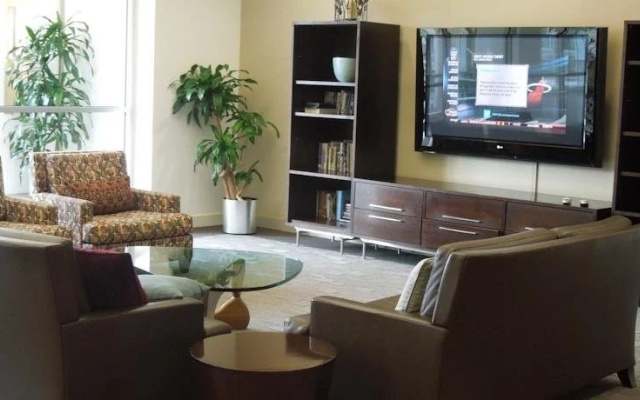 photo 3 of Concord Crystal City by Executive Apartments