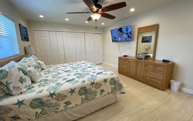 photo 5 of Crystal Sands & Seahorses Beach Villa