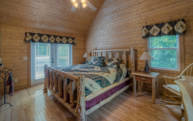 photo 5 of Cubs Cabin by Escape to Blue Ridge