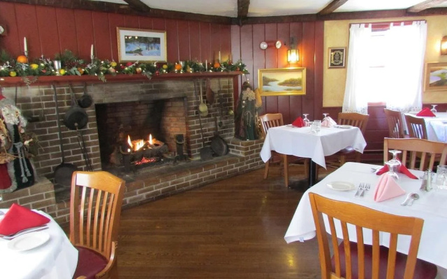photo 5 of Curtis House Inn