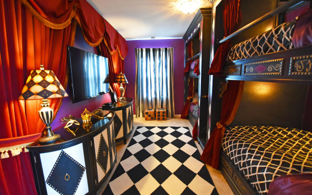 photo 3 of Custom 7-Bd Hm Loaded W/ Amenities Watersong-216Ys 7 Bedroom Home By Redawning